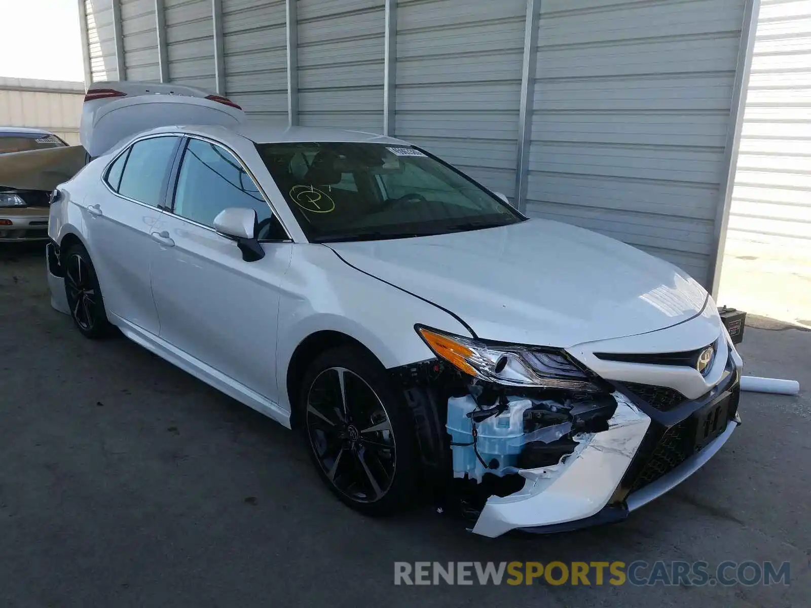 1 Photograph of a damaged car 4T1K61AKXLU959587 TOYOTA CAMRY 2020