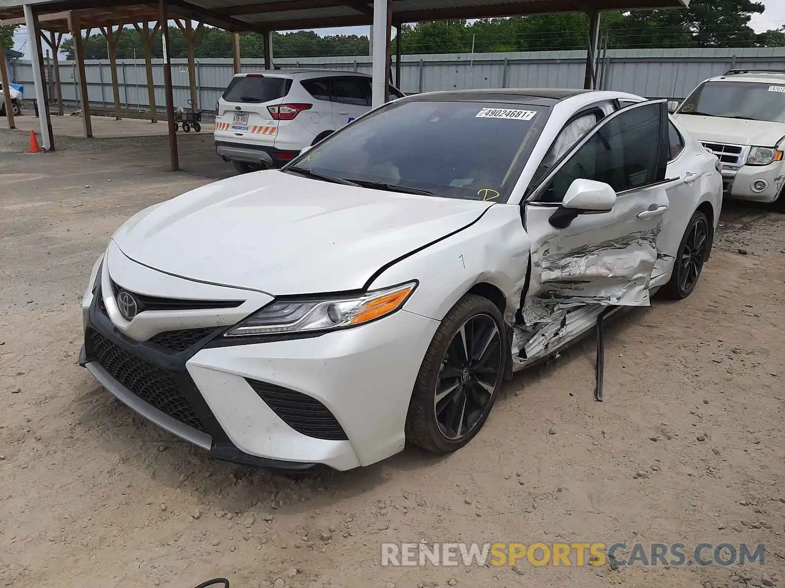 2 Photograph of a damaged car 4T1K61AKXLU963767 TOYOTA CAMRY 2020