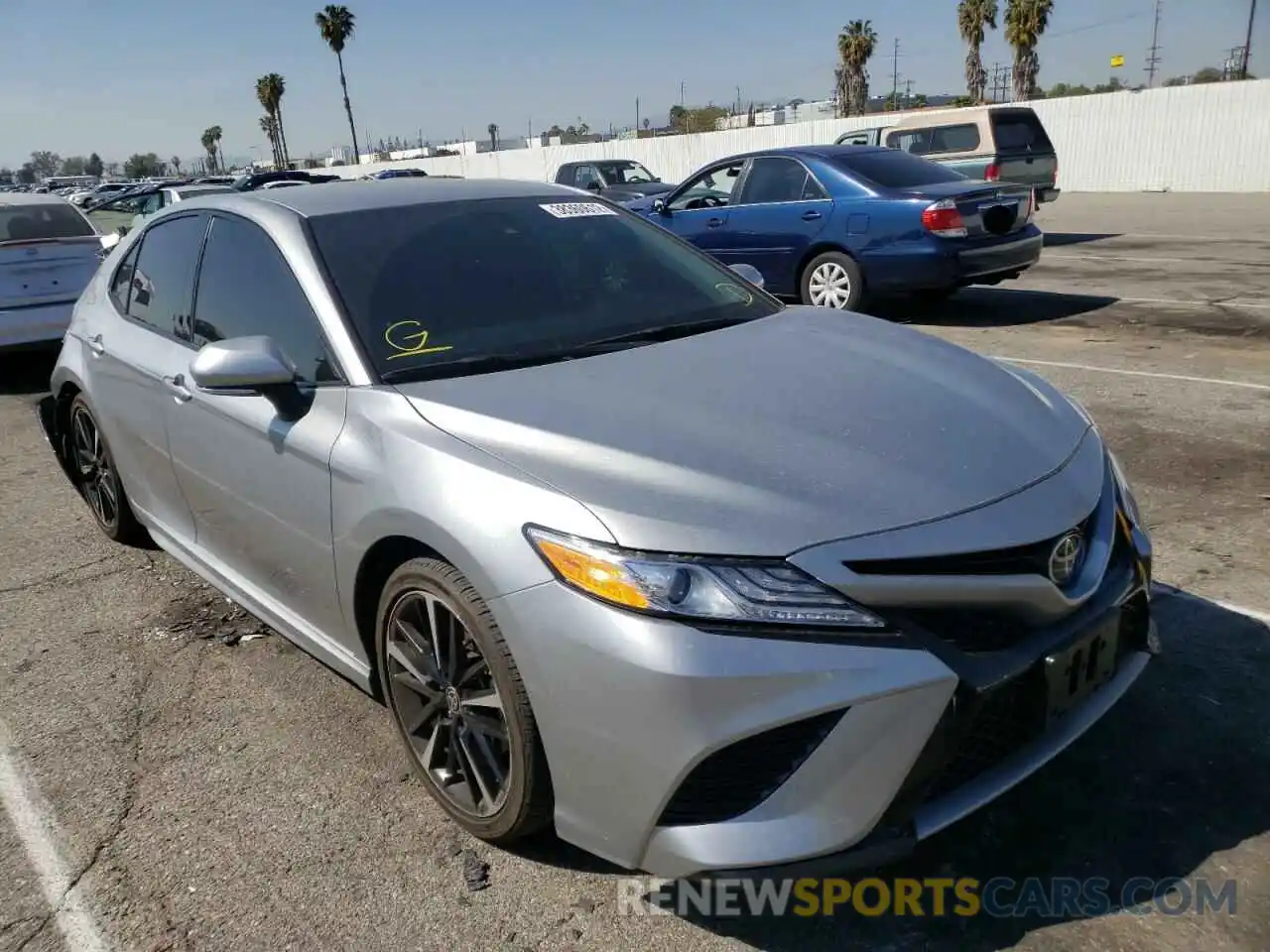 1 Photograph of a damaged car 4T1K61AKXLU970430 TOYOTA CAMRY 2020