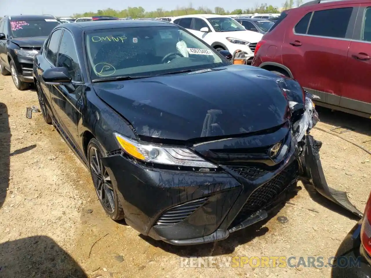 1 Photograph of a damaged car 4T1K61AKXLU981587 TOYOTA CAMRY 2020