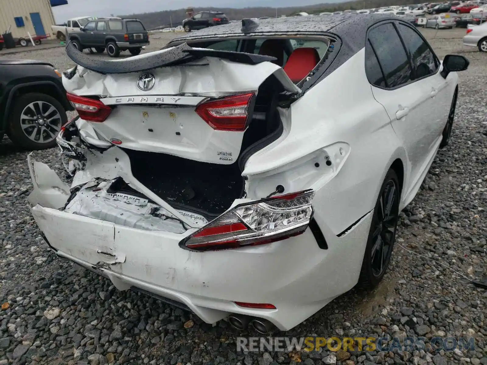 4 Photograph of a damaged car 4T1K61BK0LU001458 TOYOTA CAMRY 2020