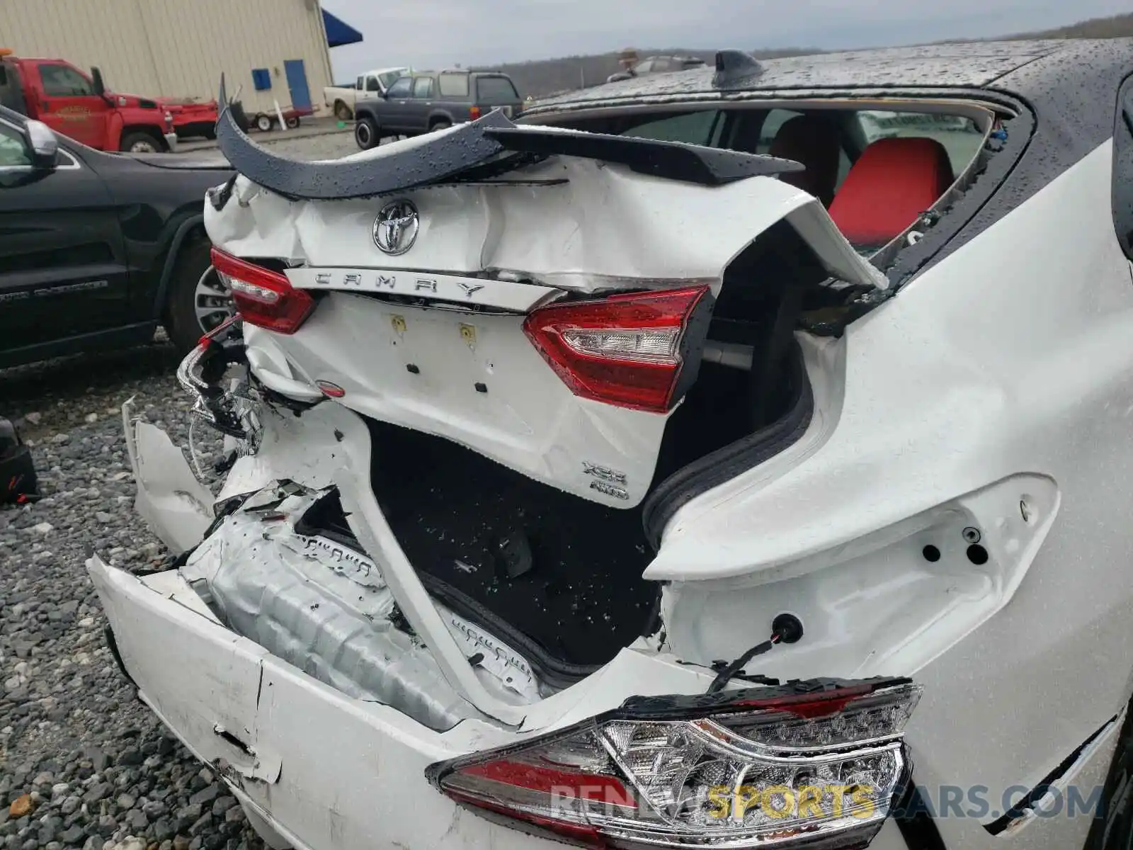 9 Photograph of a damaged car 4T1K61BK0LU001458 TOYOTA CAMRY 2020