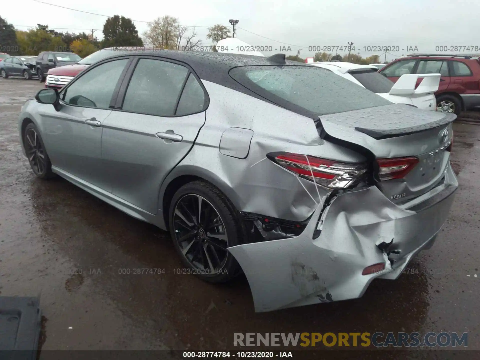 3 Photograph of a damaged car 4T1K61BK1LU014817 TOYOTA CAMRY 2020