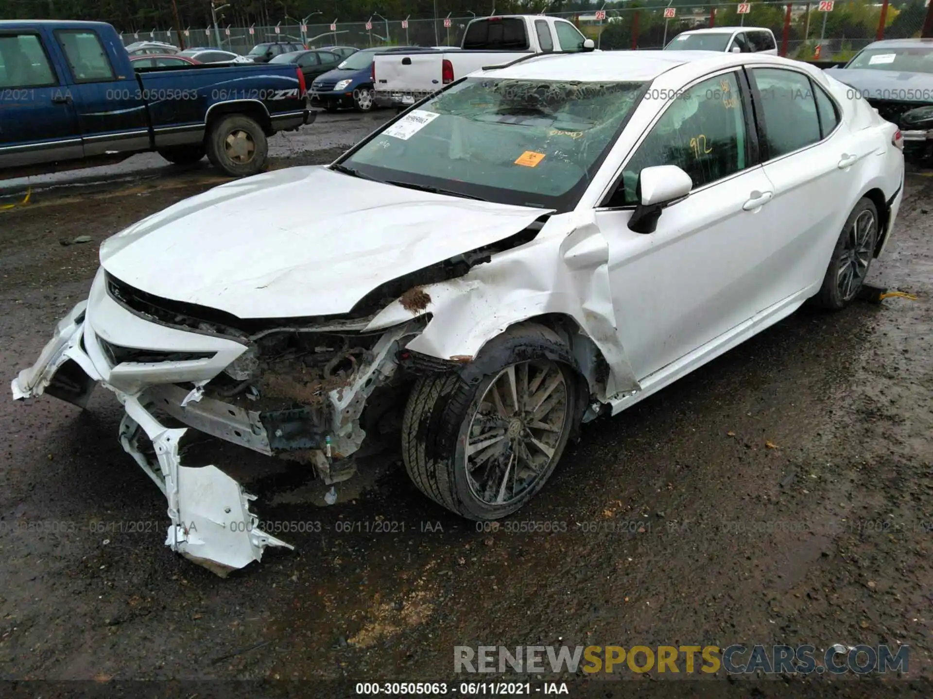 2 Photograph of a damaged car 4T1K61BK2LU019167 TOYOTA CAMRY 2020