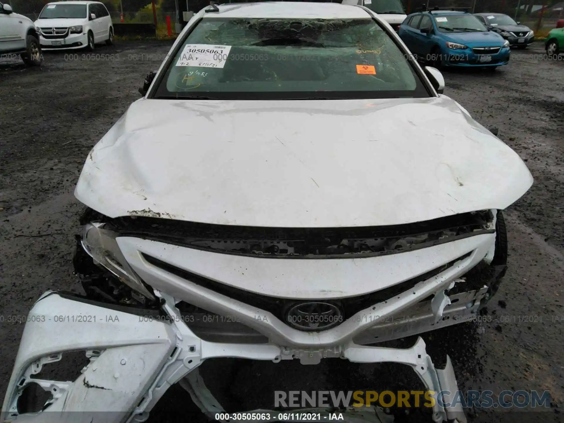 6 Photograph of a damaged car 4T1K61BK2LU019167 TOYOTA CAMRY 2020