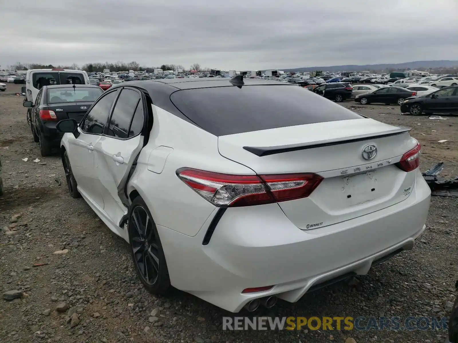 3 Photograph of a damaged car 4T1K61BK3LU007089 TOYOTA CAMRY 2020