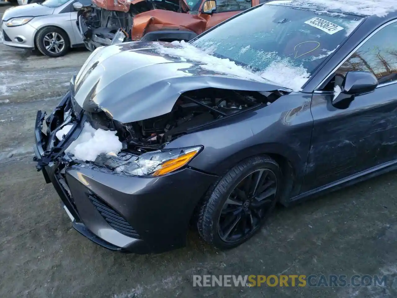 9 Photograph of a damaged car 4T1K61BK3LU011000 TOYOTA CAMRY 2020