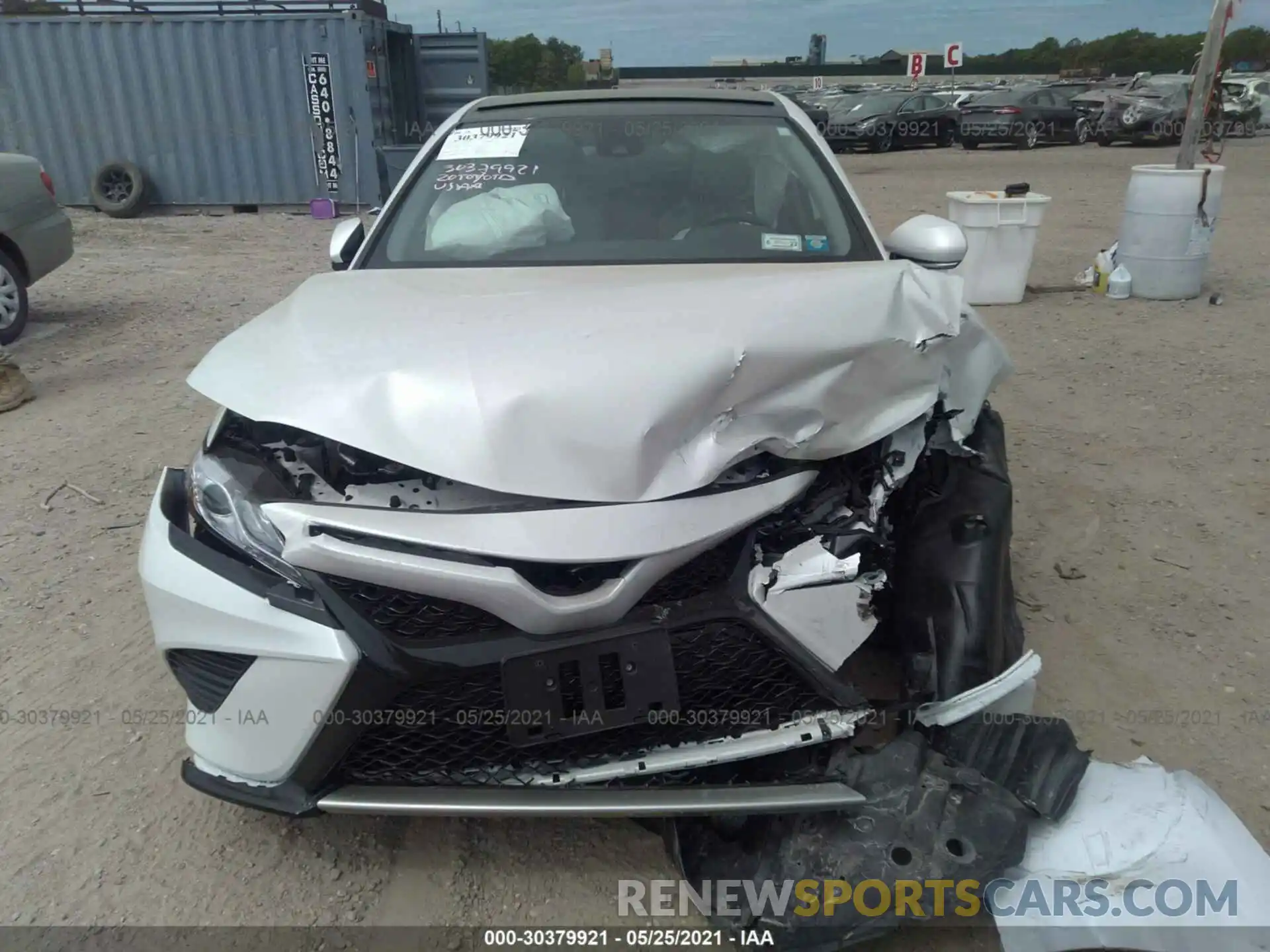 6 Photograph of a damaged car 4T1K61BK6LU018281 TOYOTA CAMRY 2020