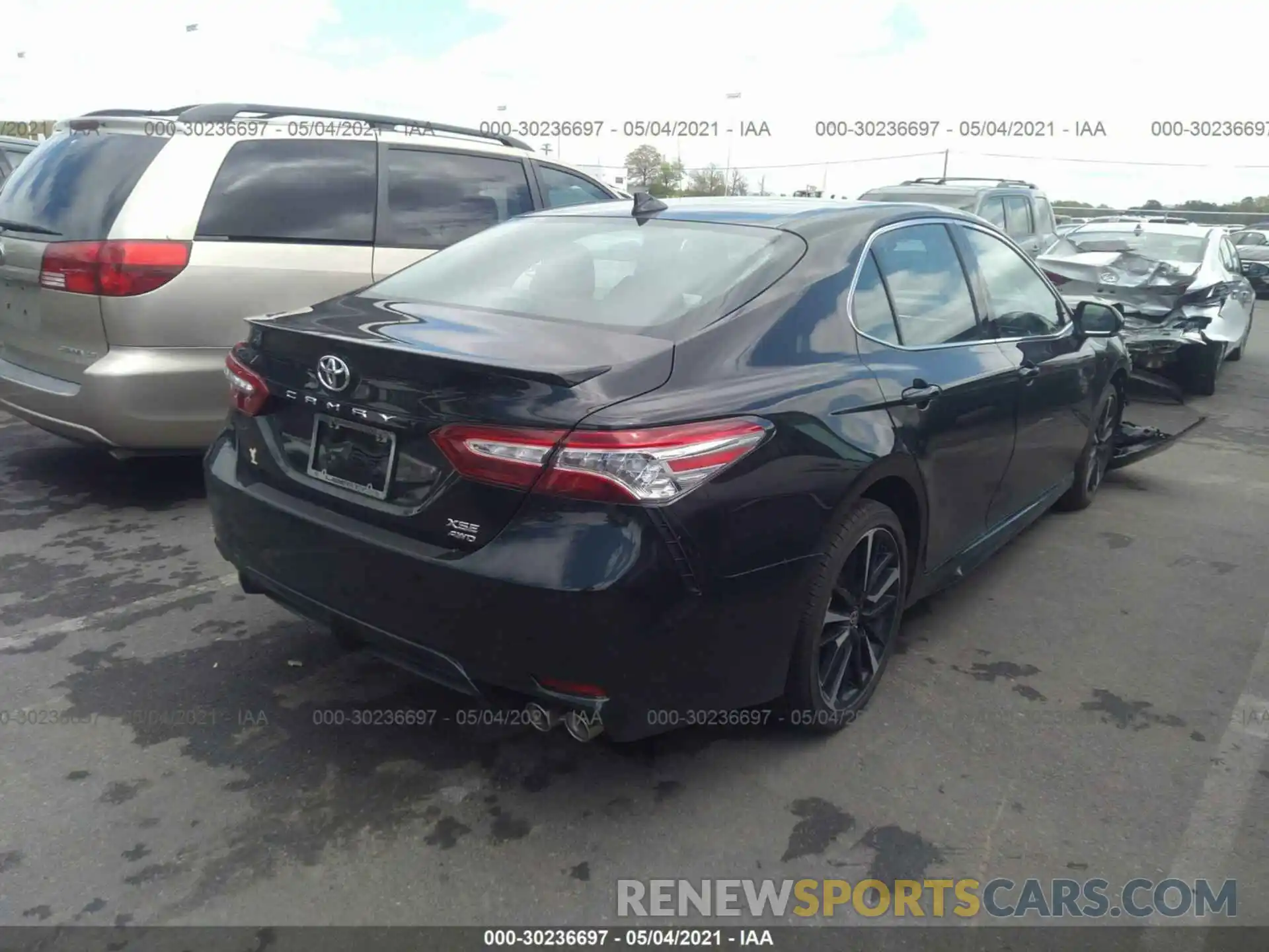 4 Photograph of a damaged car 4T1K61BK7LU005166 TOYOTA CAMRY 2020