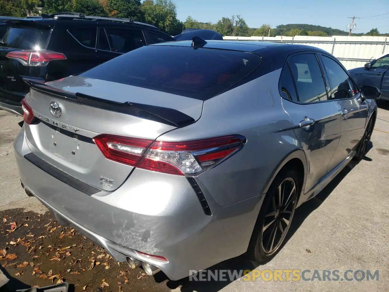 4 Photograph of a damaged car 4T1K61BK7LU005703 TOYOTA CAMRY 2020