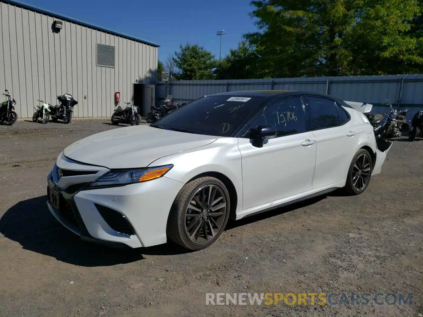 2 Photograph of a damaged car 4T1K61BK7LU013784 TOYOTA CAMRY 2020