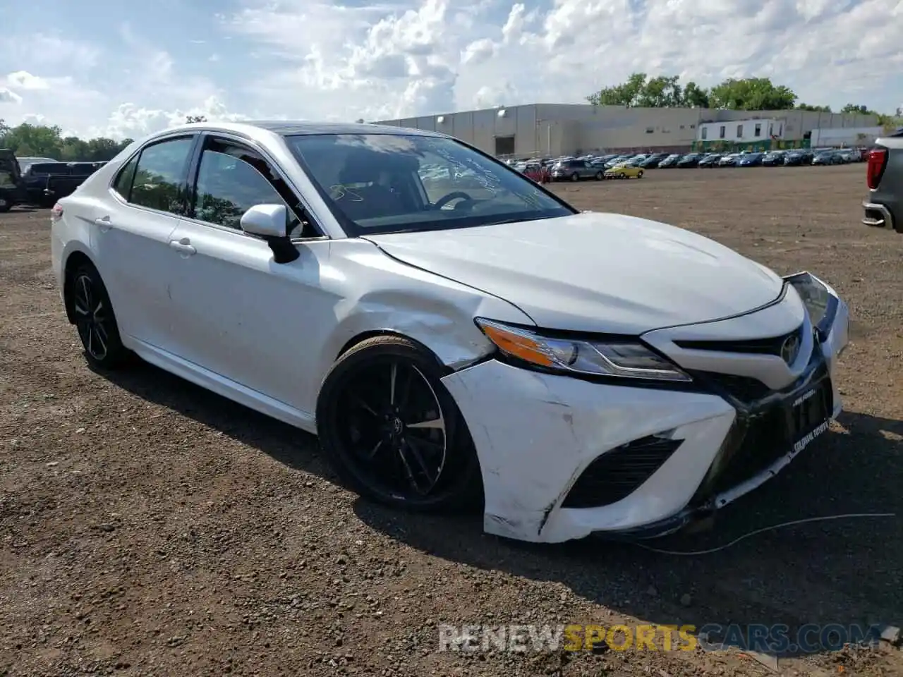 1 Photograph of a damaged car 4T1K61BK8LU017584 TOYOTA CAMRY 2020