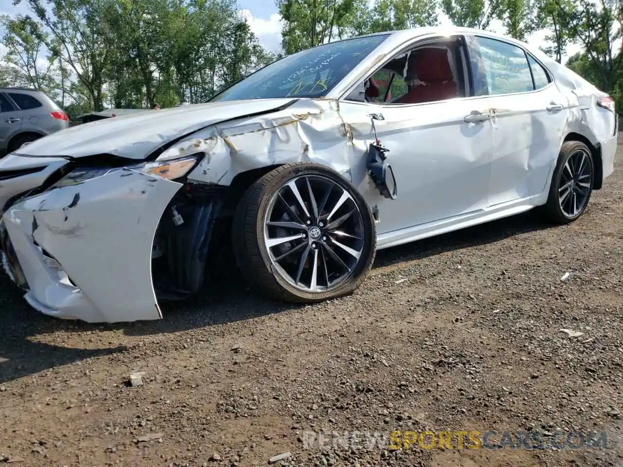 9 Photograph of a damaged car 4T1K61BK8LU017584 TOYOTA CAMRY 2020