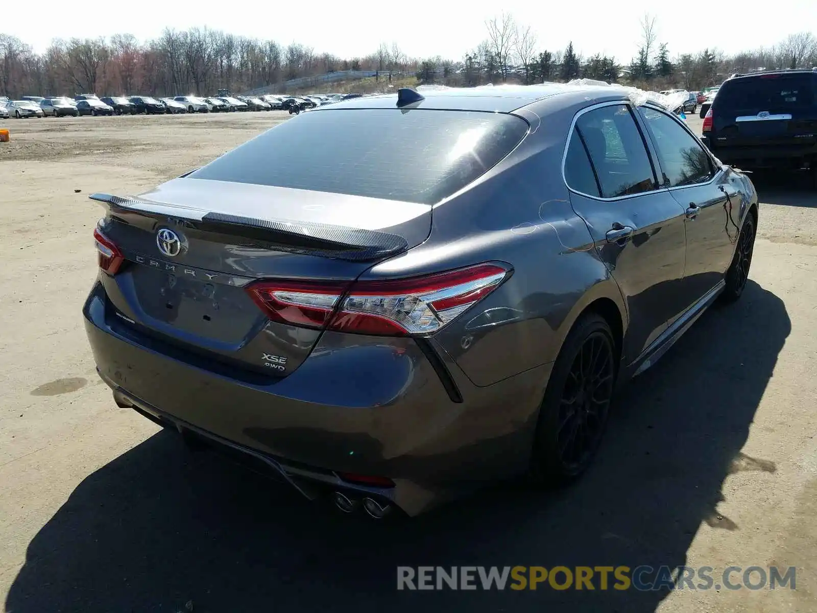 4 Photograph of a damaged car 4T1K61BK8LU017939 TOYOTA CAMRY 2020