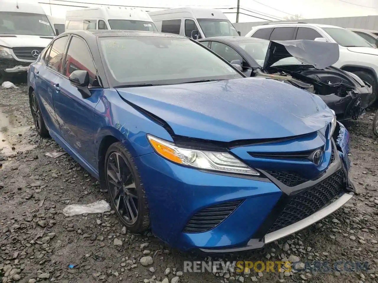 1 Photograph of a damaged car 4T1K61BK9LU008568 TOYOTA CAMRY 2020