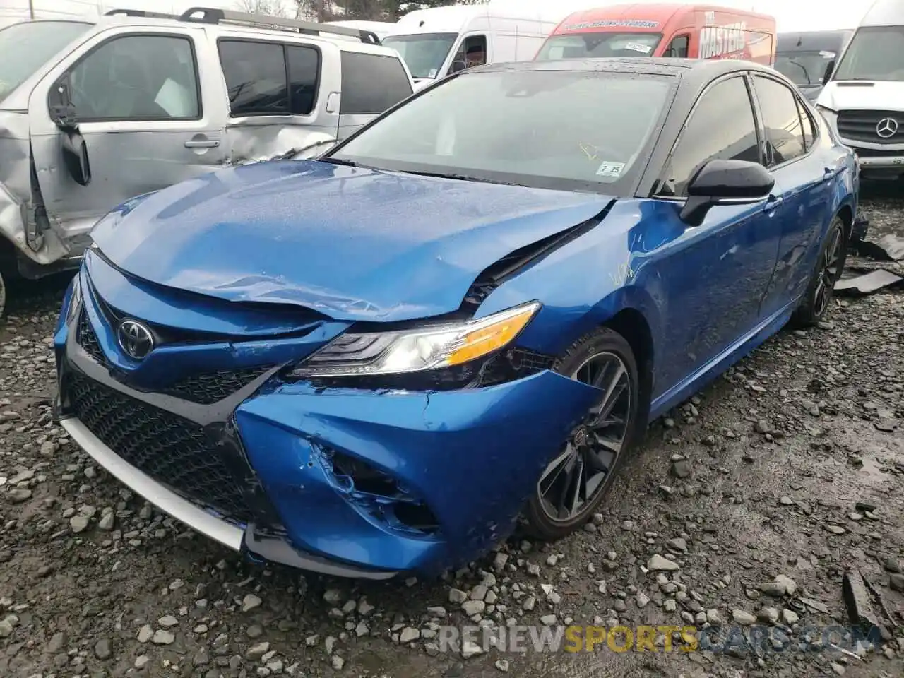 2 Photograph of a damaged car 4T1K61BK9LU008568 TOYOTA CAMRY 2020