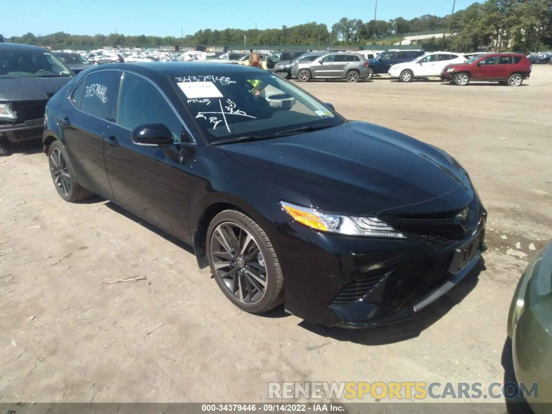 1 Photograph of a damaged car 4T1K61BKXLU010202 TOYOTA CAMRY 2020