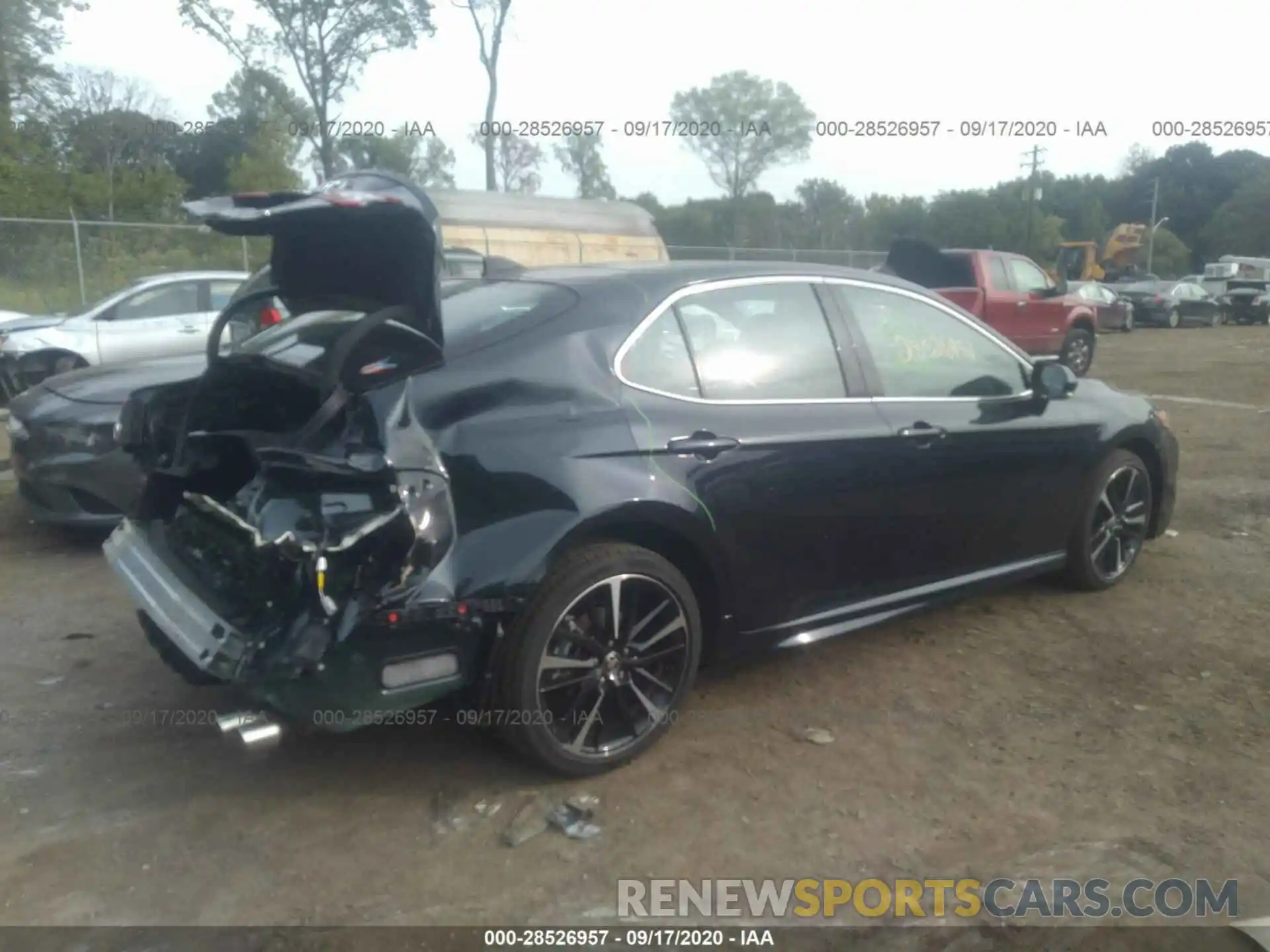 4 Photograph of a damaged car 4T1K61BKXLU010782 TOYOTA CAMRY 2020