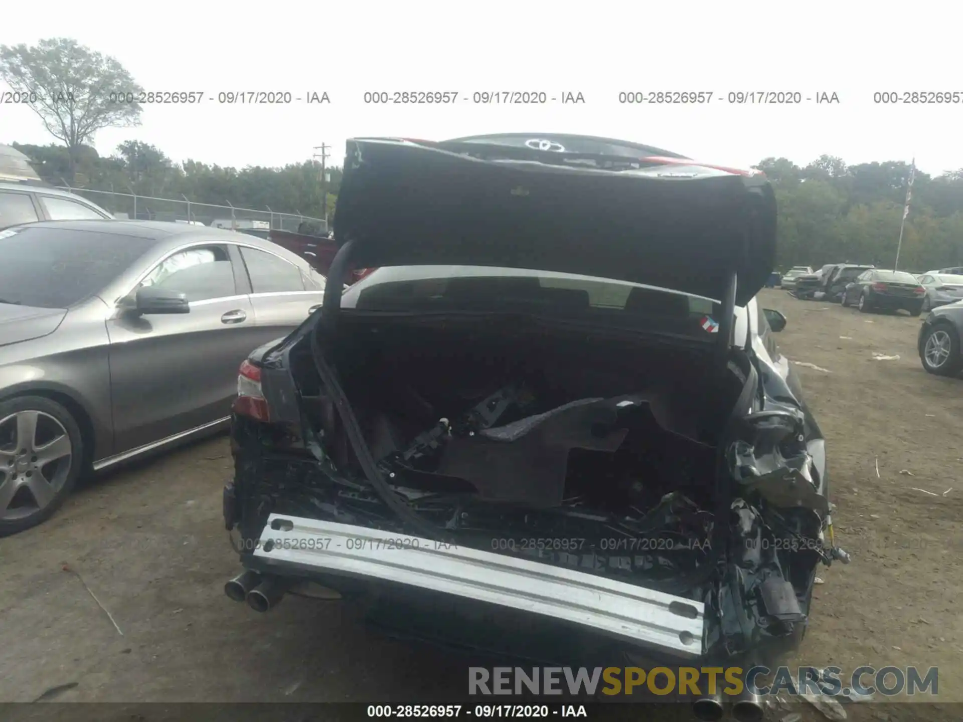 6 Photograph of a damaged car 4T1K61BKXLU010782 TOYOTA CAMRY 2020