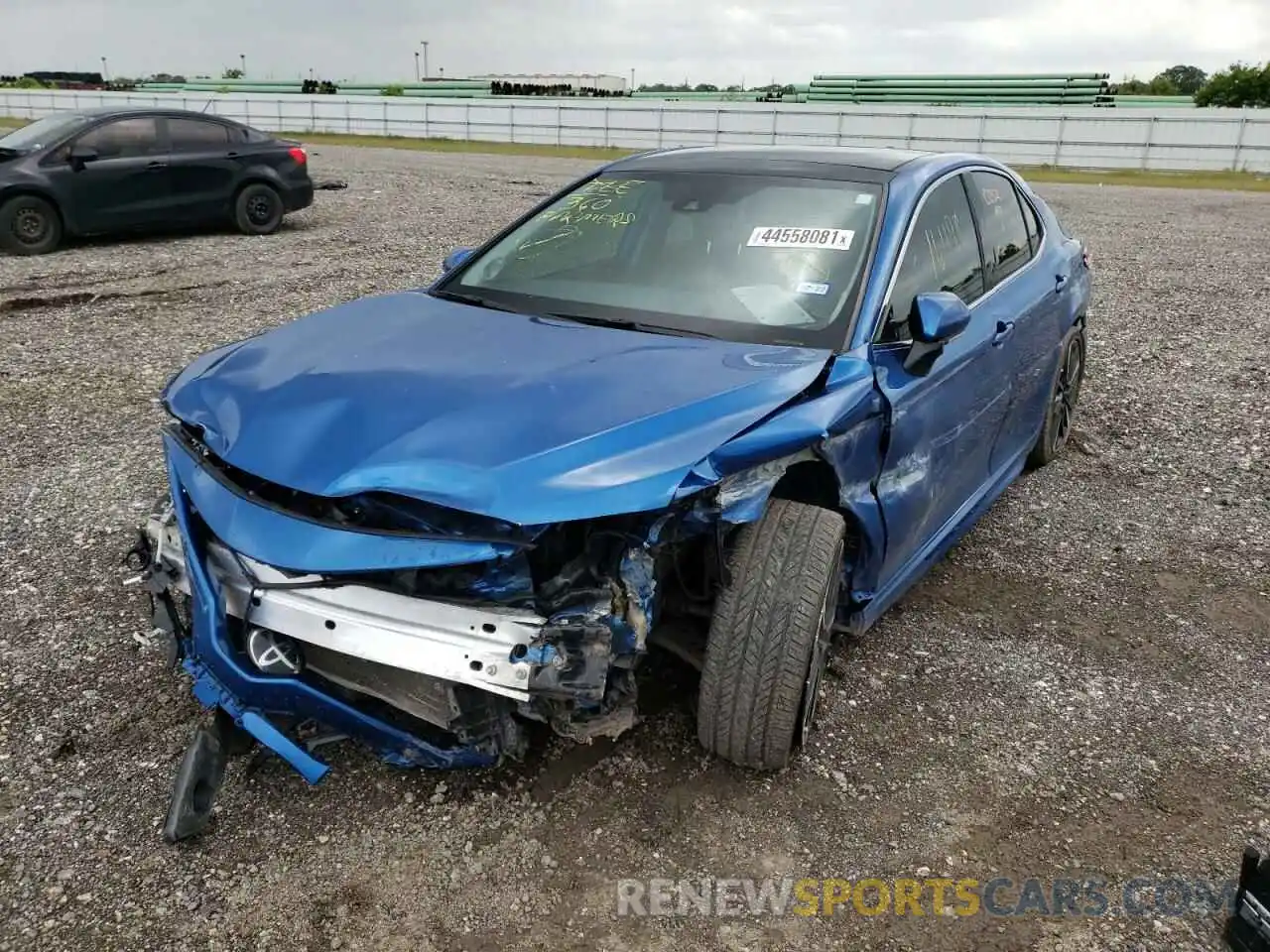 2 Photograph of a damaged car 4T1KZ1AK1LU034977 TOYOTA CAMRY 2020