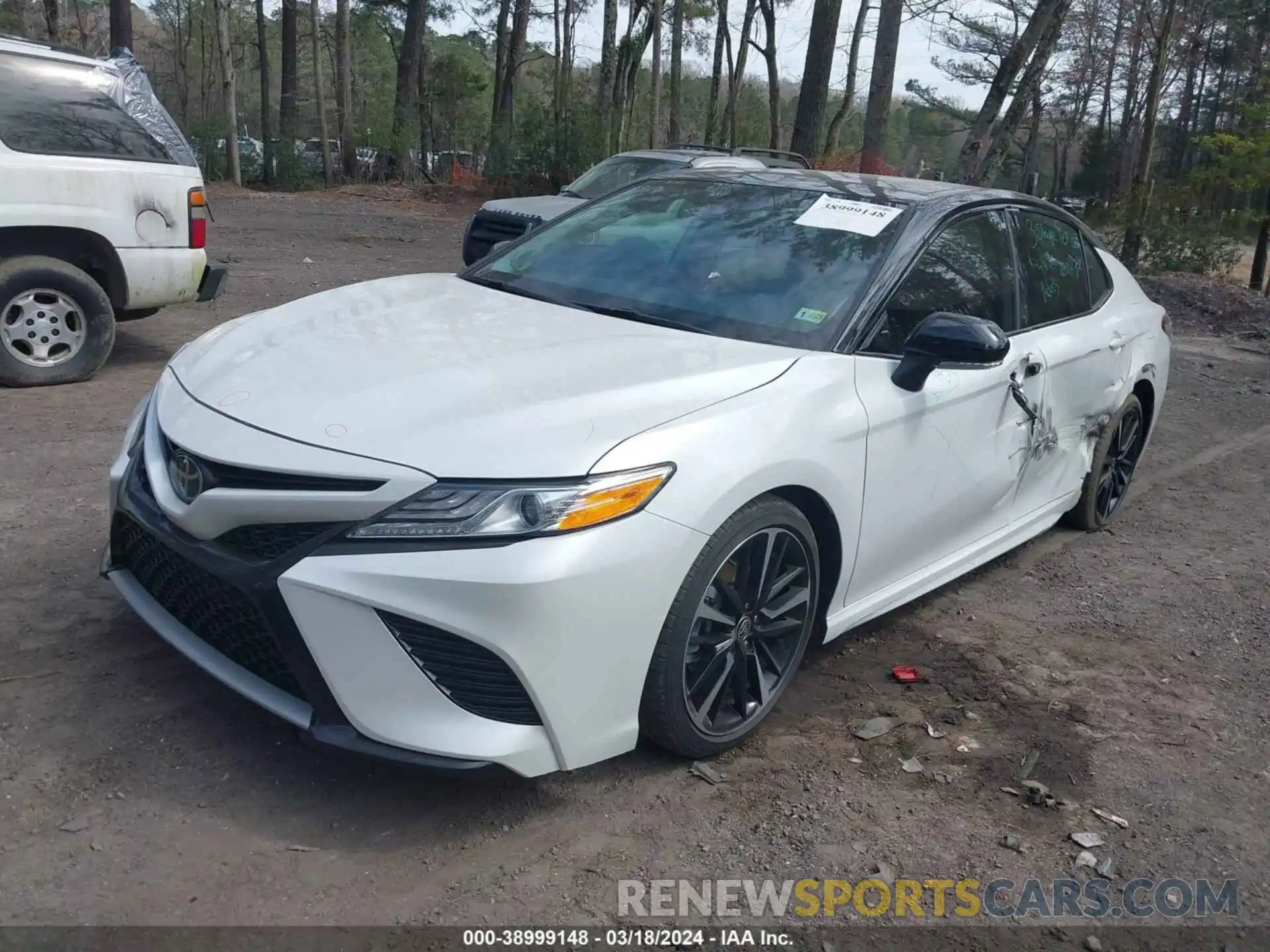 2 Photograph of a damaged car 4T1KZ1AK1LU040813 TOYOTA CAMRY 2020