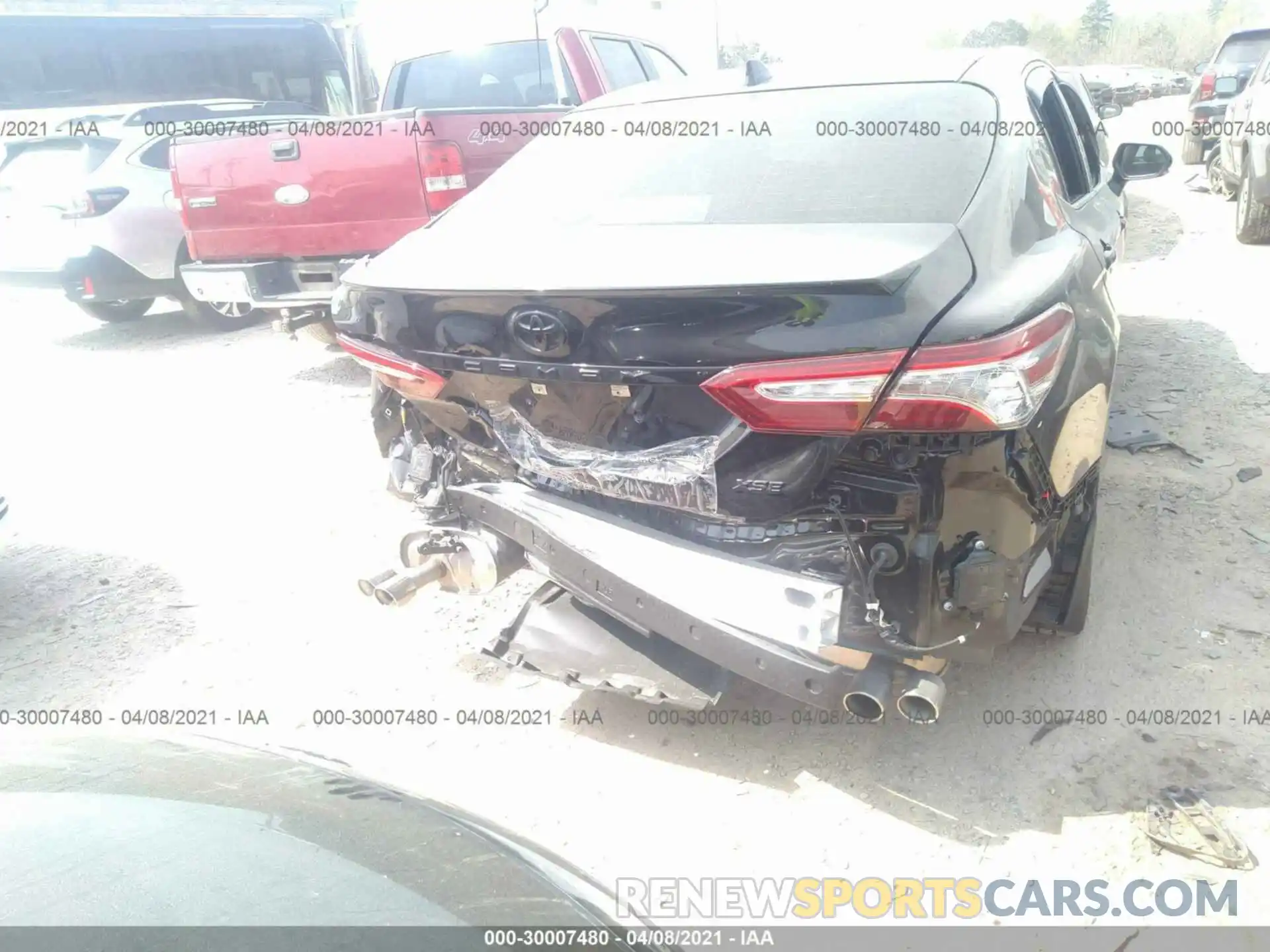 6 Photograph of a damaged car 4T1KZ1AK1LU041279 TOYOTA CAMRY 2020