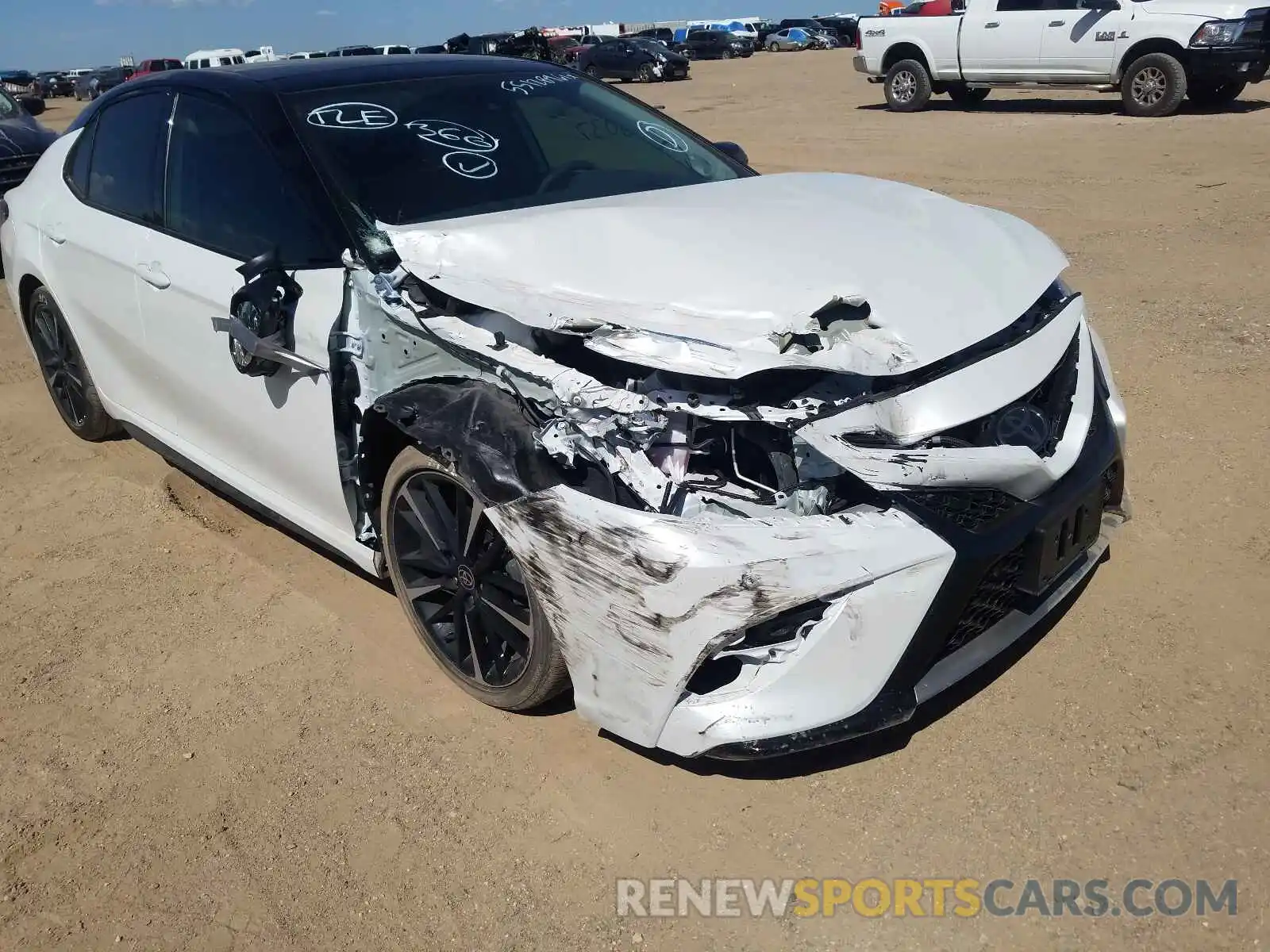 9 Photograph of a damaged car 4T1KZ1AK1LU046451 TOYOTA CAMRY 2020