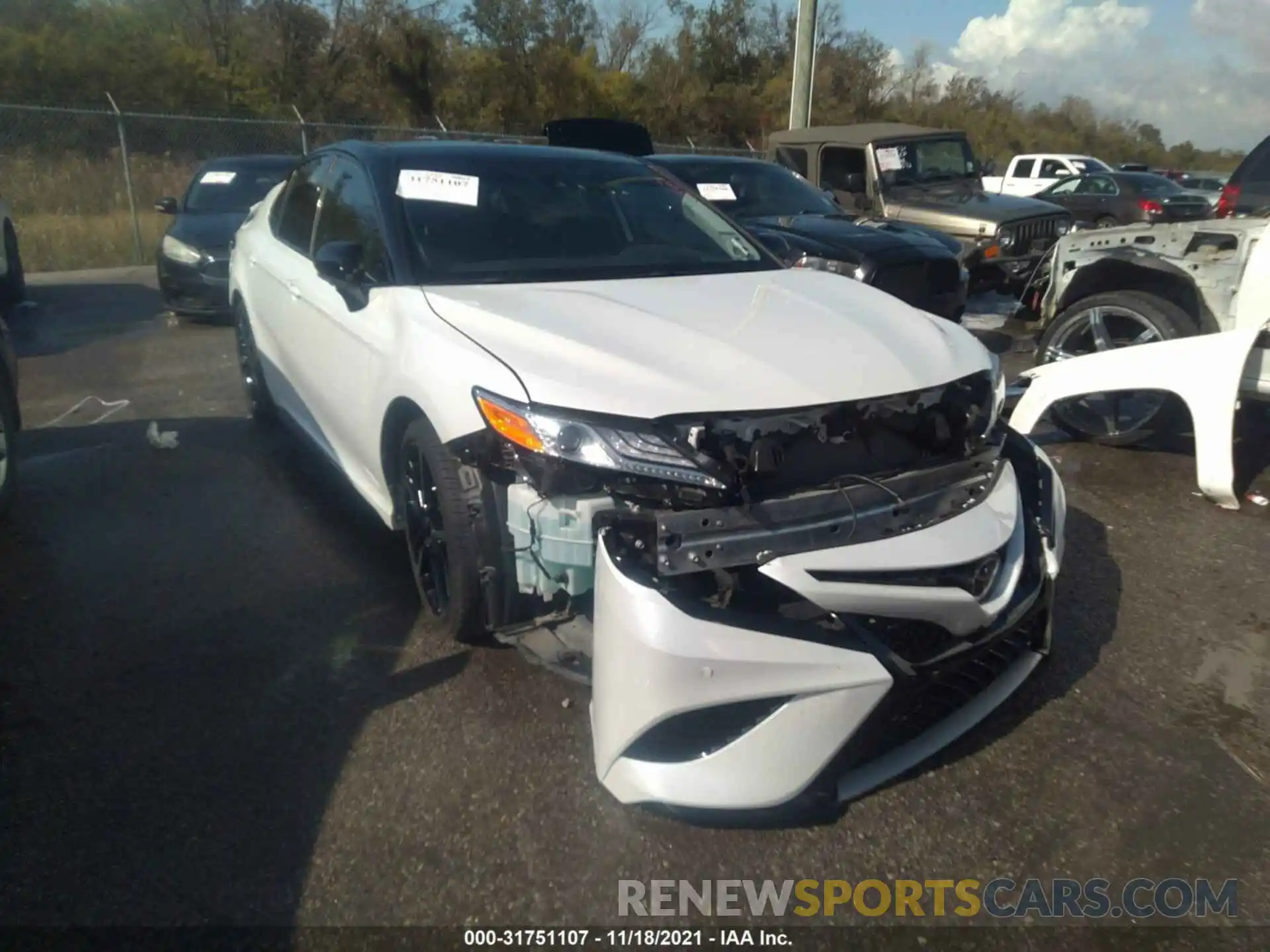 1 Photograph of a damaged car 4T1KZ1AK1LU046613 TOYOTA CAMRY 2020