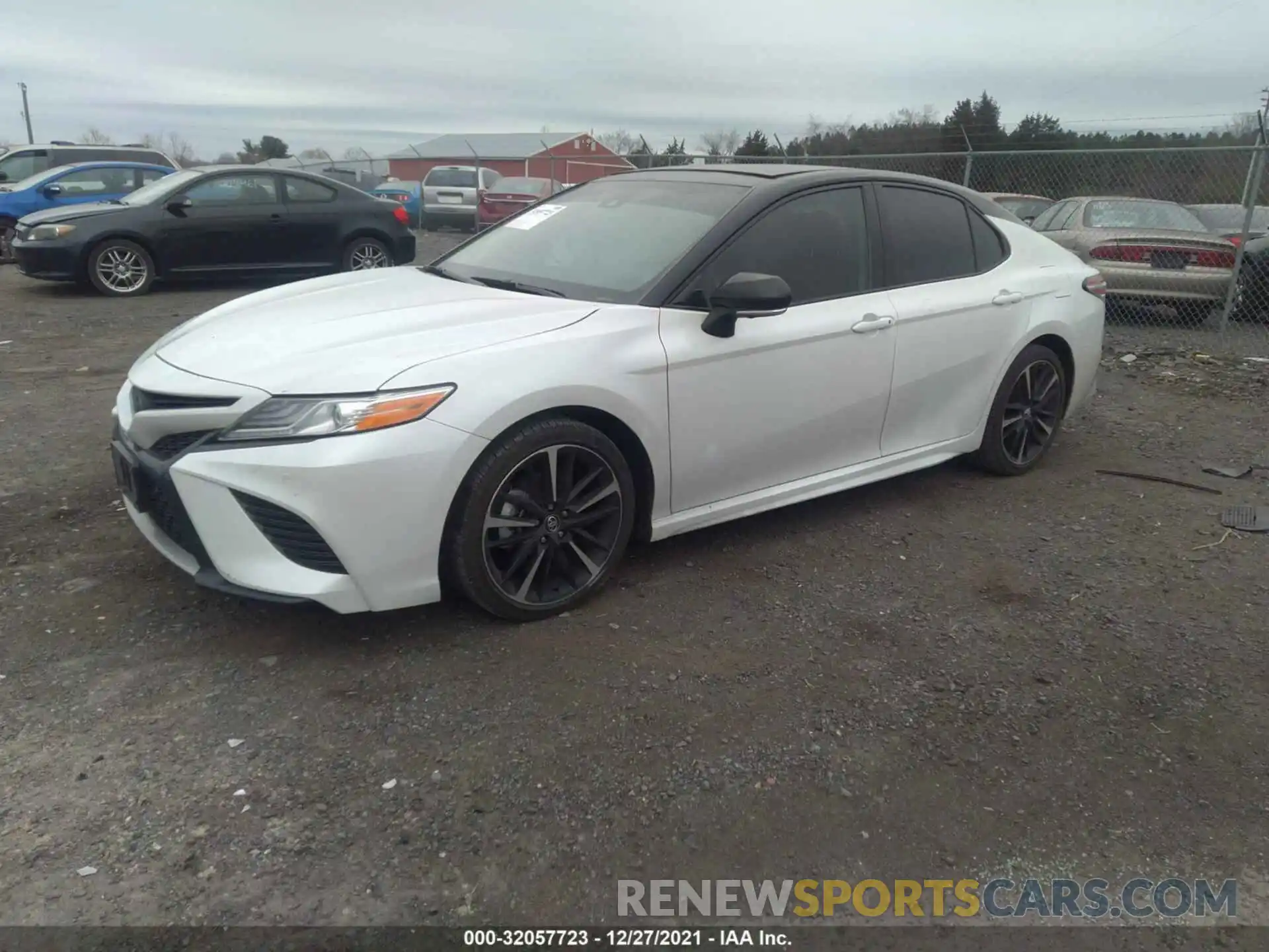 2 Photograph of a damaged car 4T1KZ1AK2LU034843 TOYOTA CAMRY 2020