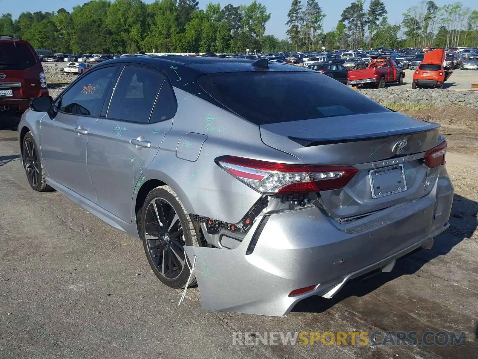 3 Photograph of a damaged car 4T1KZ1AK3LU037153 TOYOTA CAMRY 2020