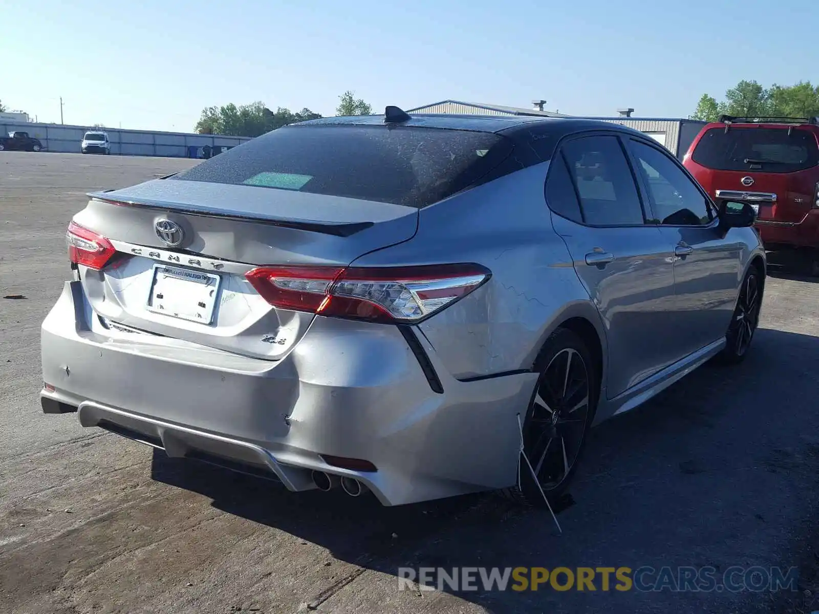 4 Photograph of a damaged car 4T1KZ1AK3LU037153 TOYOTA CAMRY 2020