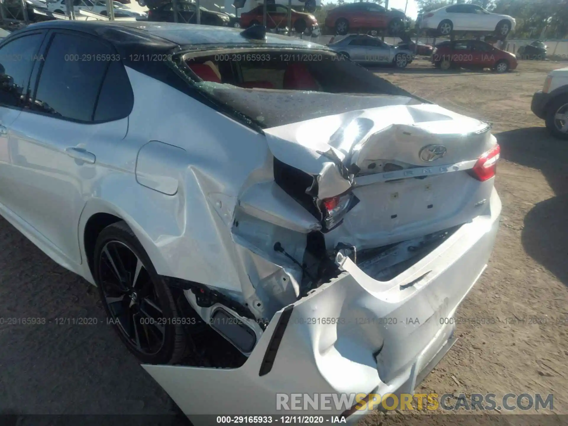 6 Photograph of a damaged car 4T1KZ1AK3LU037444 TOYOTA CAMRY 2020