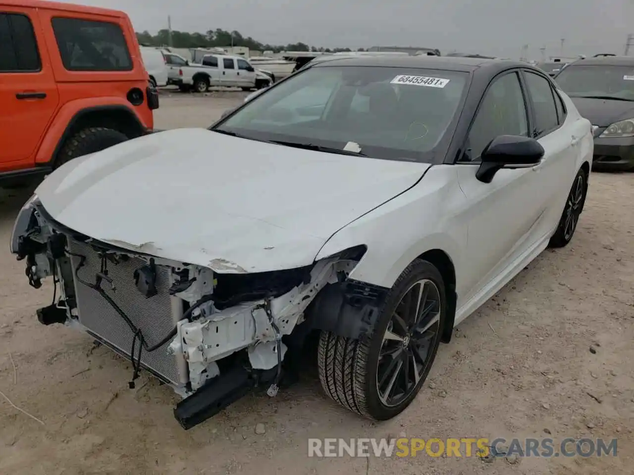 2 Photograph of a damaged car 4T1KZ1AK3LU040053 TOYOTA CAMRY 2020