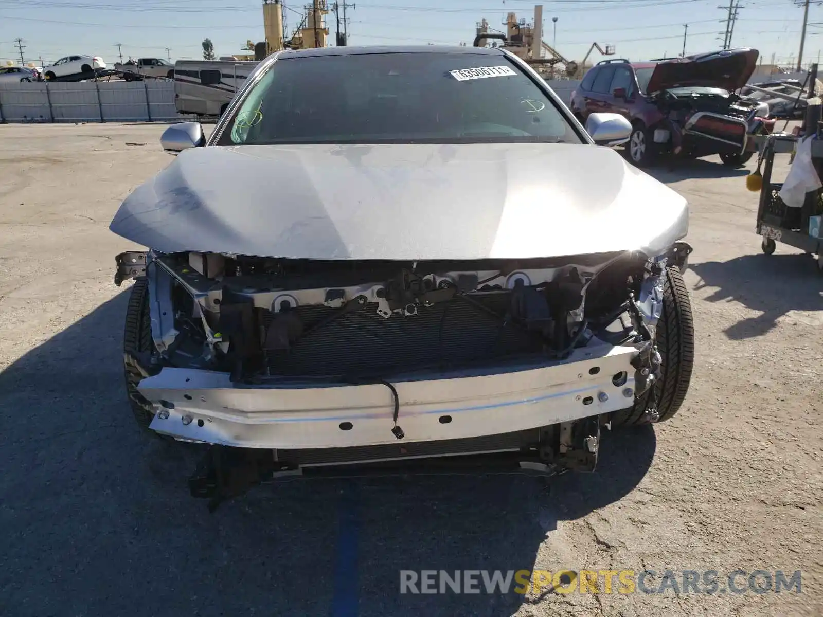 9 Photograph of a damaged car 4T1KZ1AK3LU040473 TOYOTA CAMRY 2020