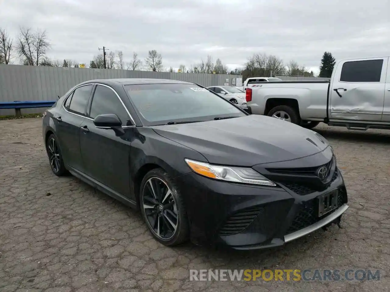 1 Photograph of a damaged car 4T1KZ1AK4LU039915 TOYOTA CAMRY 2020