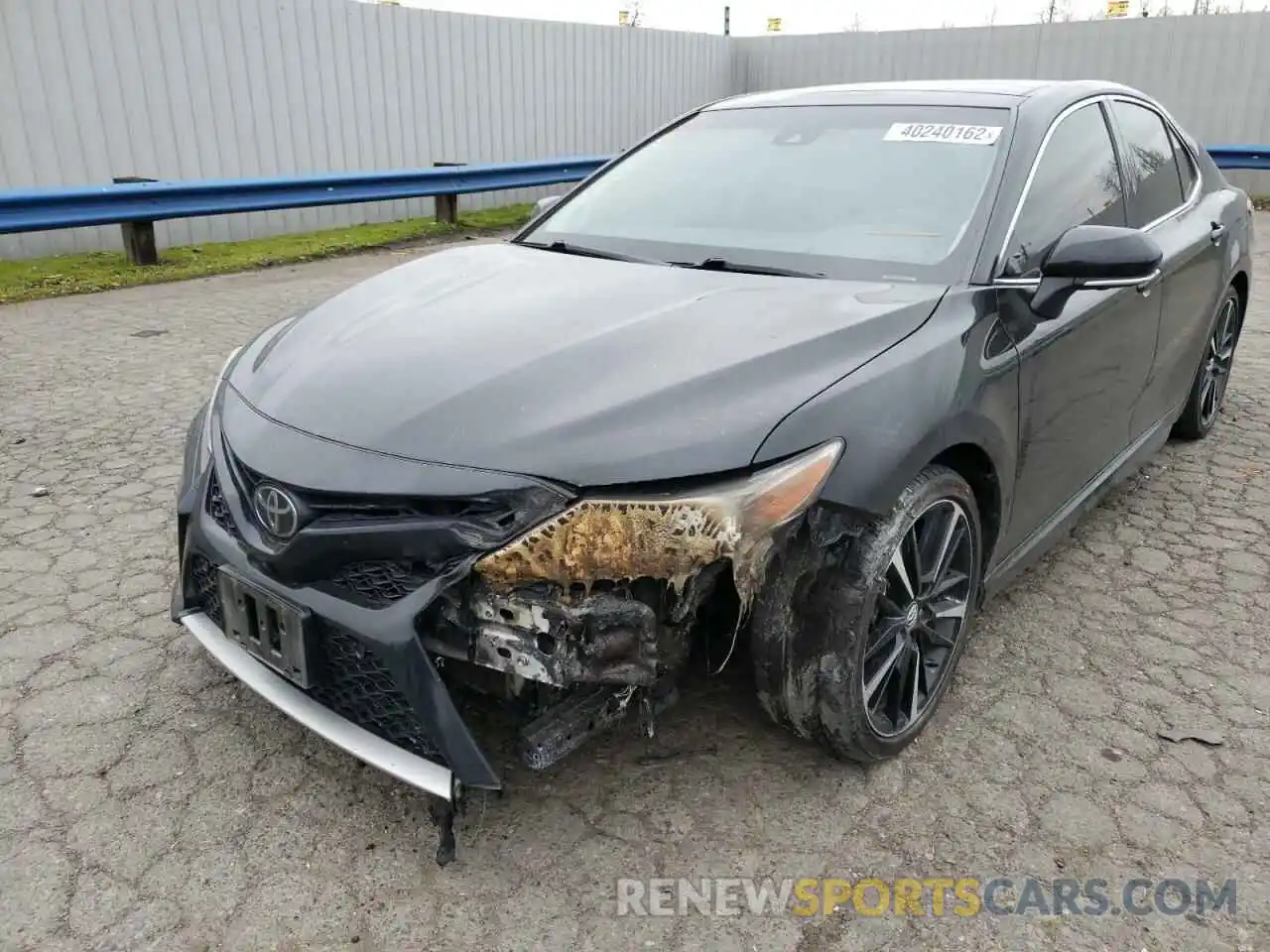 9 Photograph of a damaged car 4T1KZ1AK4LU039915 TOYOTA CAMRY 2020