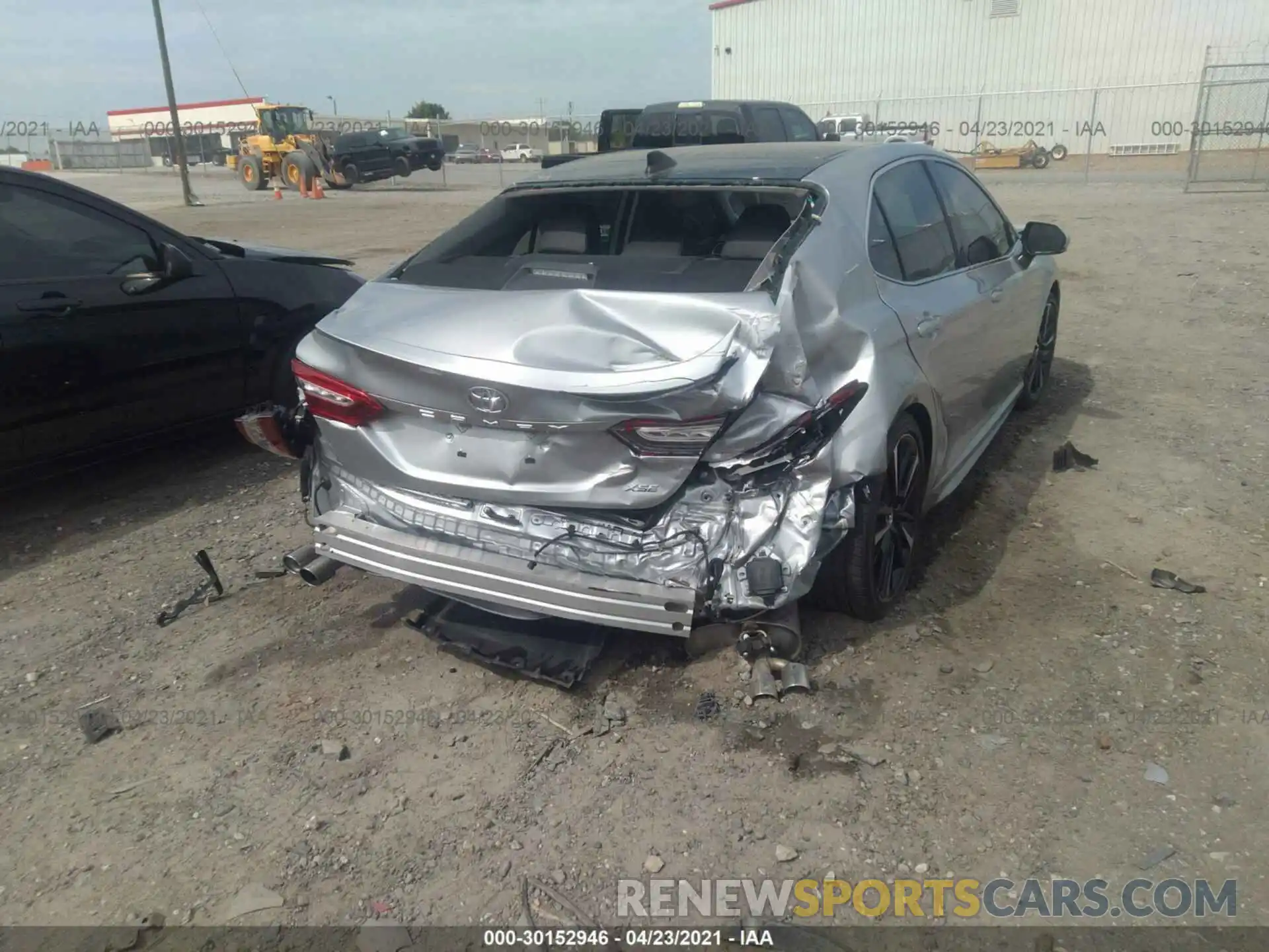 6 Photograph of a damaged car 4T1KZ1AK4LU039929 TOYOTA CAMRY 2020