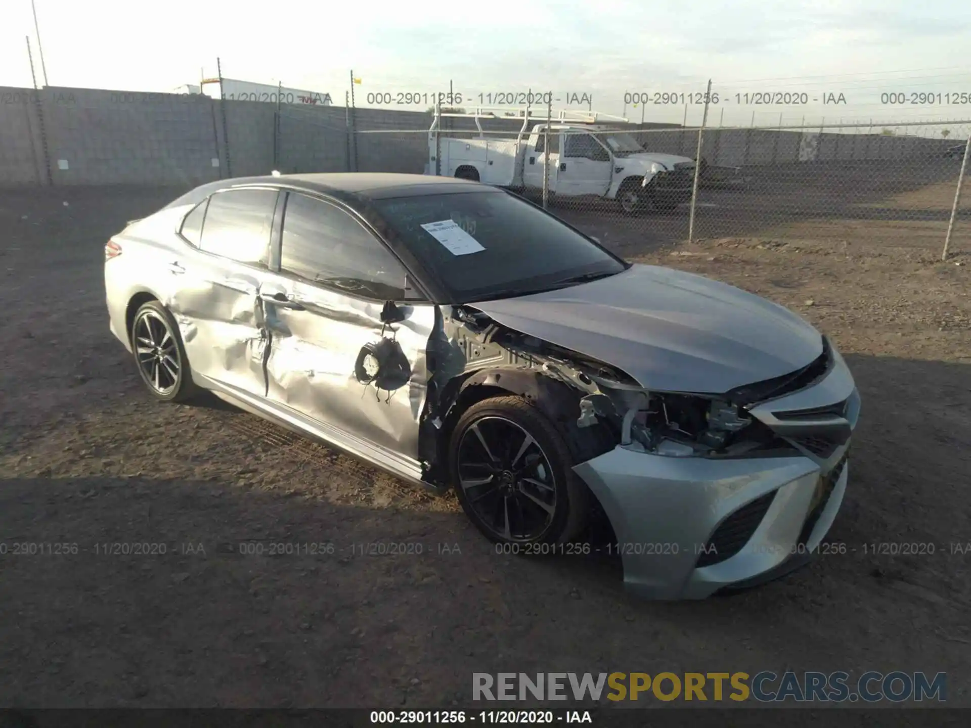 1 Photograph of a damaged car 4T1KZ1AK4LU043639 TOYOTA CAMRY 2020