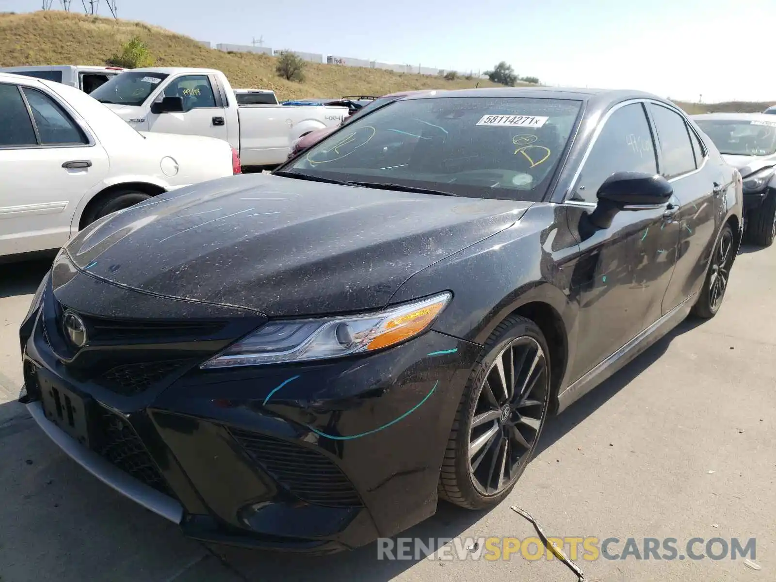 2 Photograph of a damaged car 4T1KZ1AK5LU037333 TOYOTA CAMRY 2020