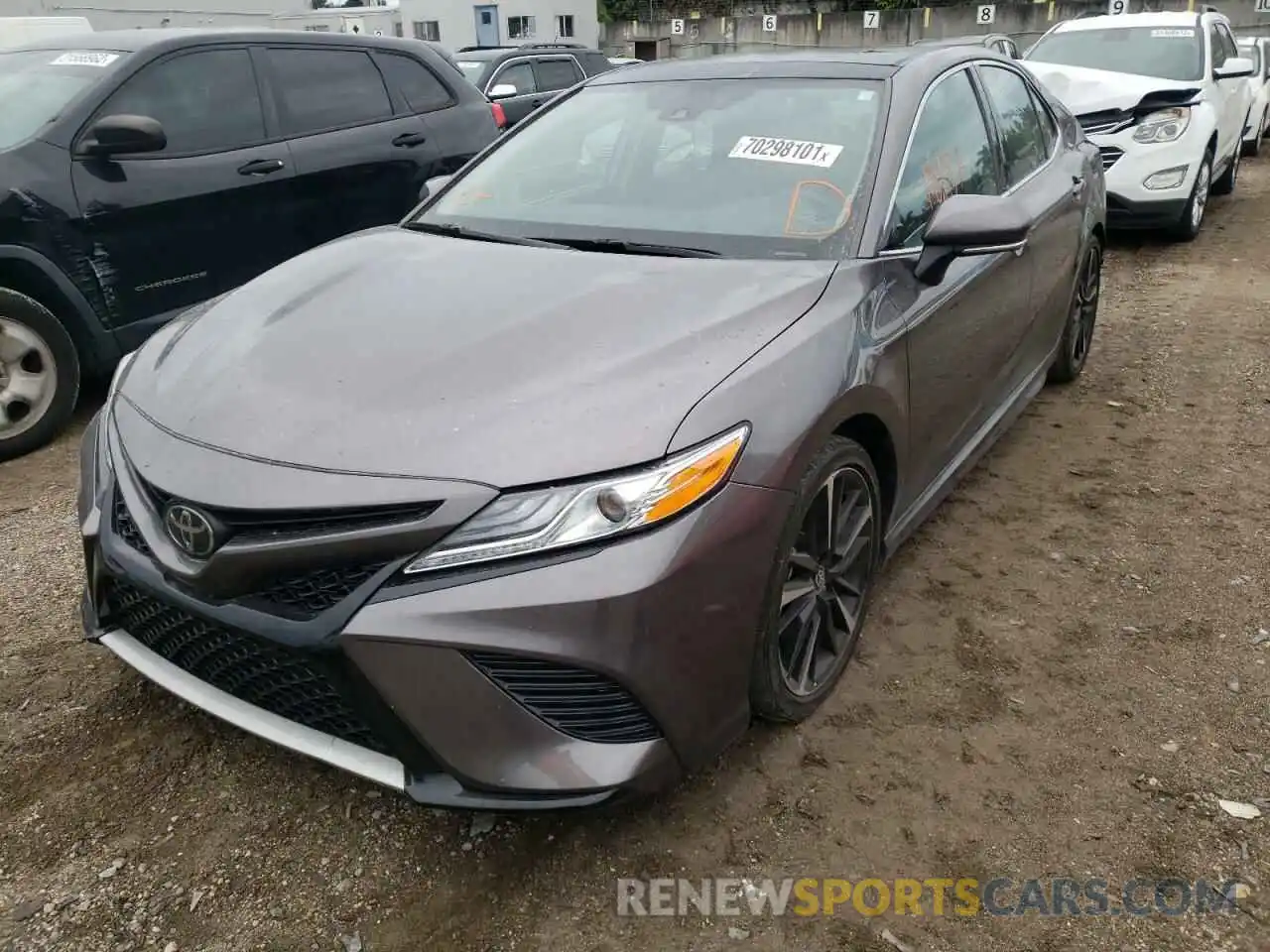 2 Photograph of a damaged car 4T1KZ1AK5LU041141 TOYOTA CAMRY 2020