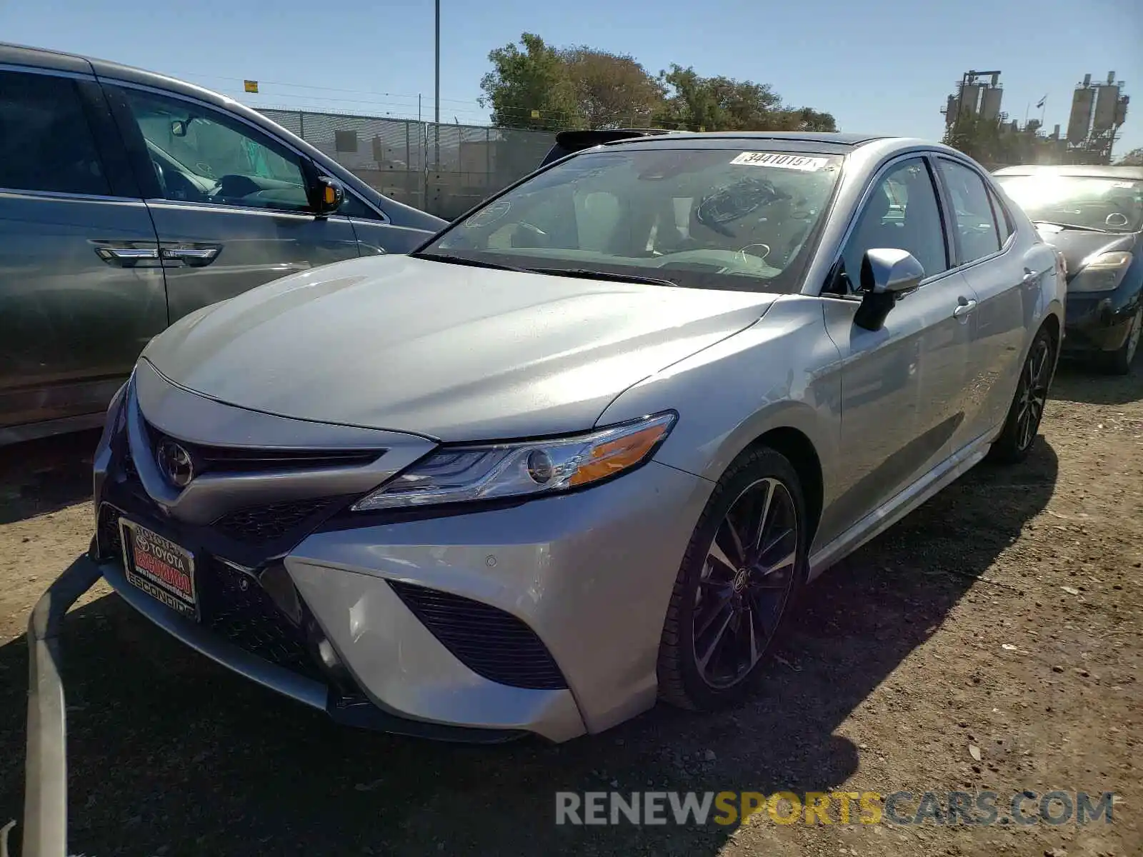 2 Photograph of a damaged car 4T1KZ1AK6LU043691 TOYOTA CAMRY 2020