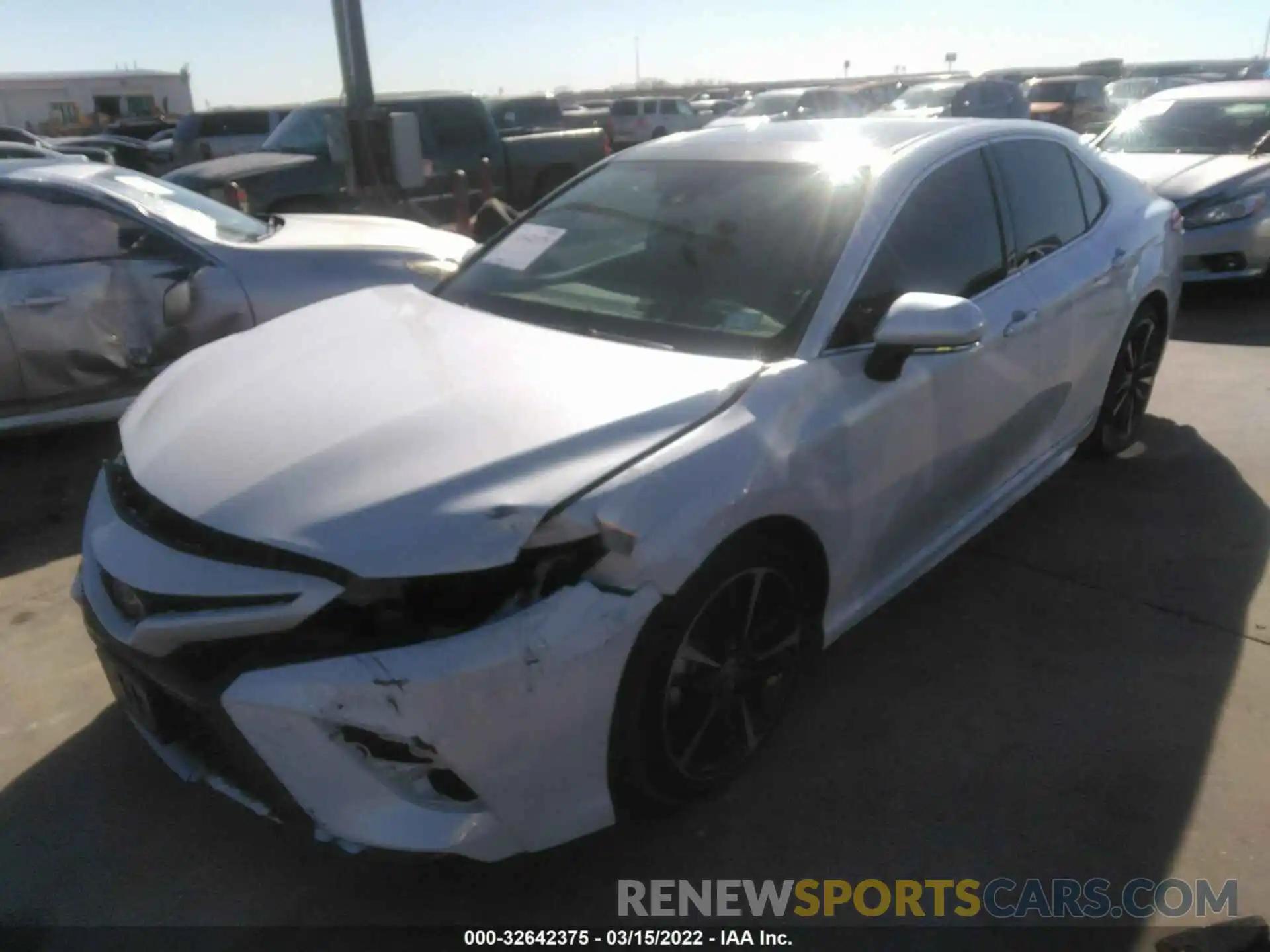 2 Photograph of a damaged car 4T1KZ1AK7LU040492 TOYOTA CAMRY 2020