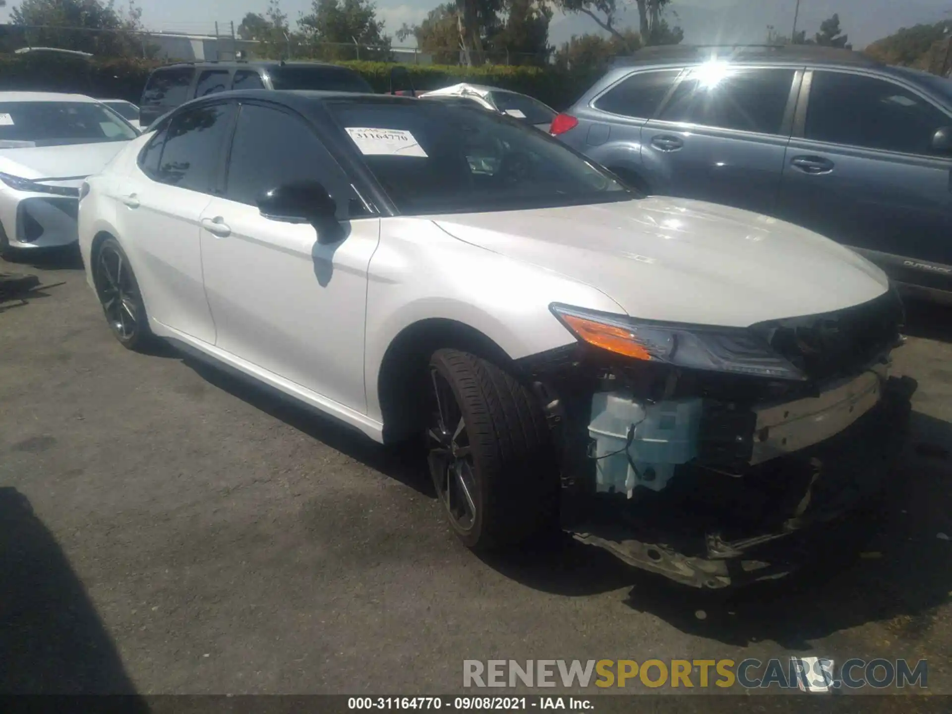 1 Photograph of a damaged car 4T1KZ1AK7LU041660 TOYOTA CAMRY 2020