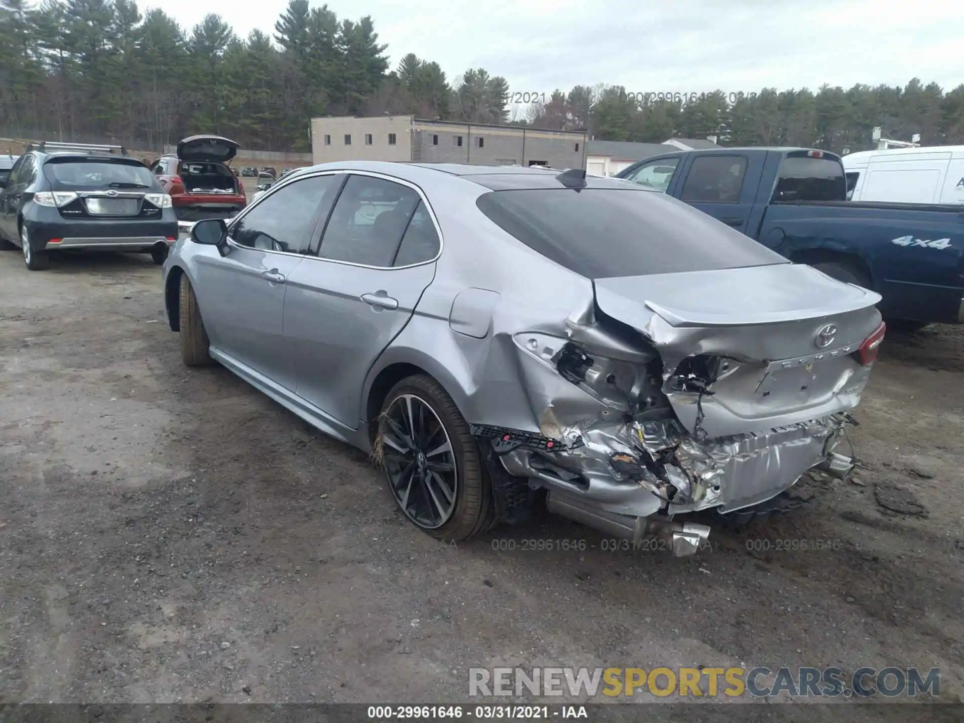 3 Photograph of a damaged car 4T1KZ1AK8LU033907 TOYOTA CAMRY 2020