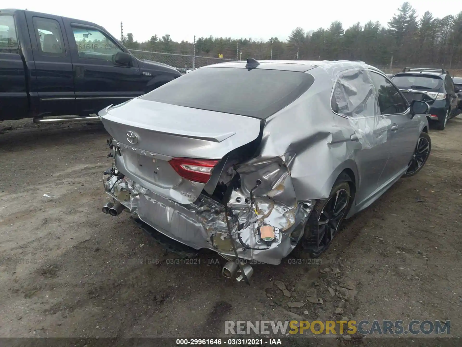 6 Photograph of a damaged car 4T1KZ1AK8LU033907 TOYOTA CAMRY 2020