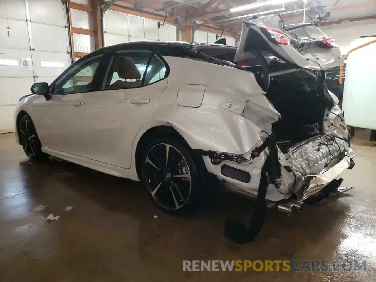 3 Photograph of a damaged car 4T1KZ1AK8LU036497 TOYOTA CAMRY 2020