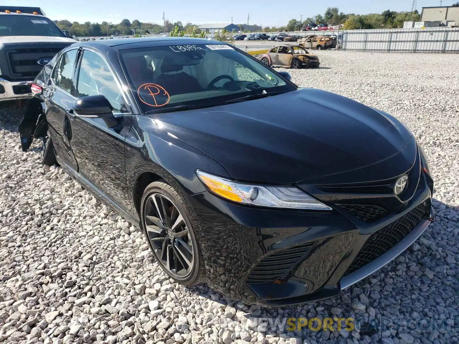 1 Photograph of a damaged car 4T1KZ1AK8LU043434 TOYOTA CAMRY 2020