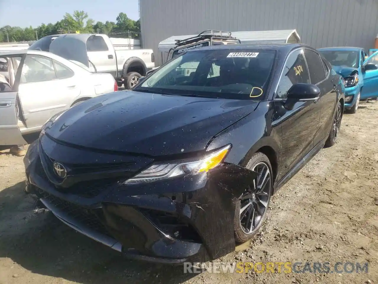 2 Photograph of a damaged car 4T1KZ1AKXLU037280 TOYOTA CAMRY 2020