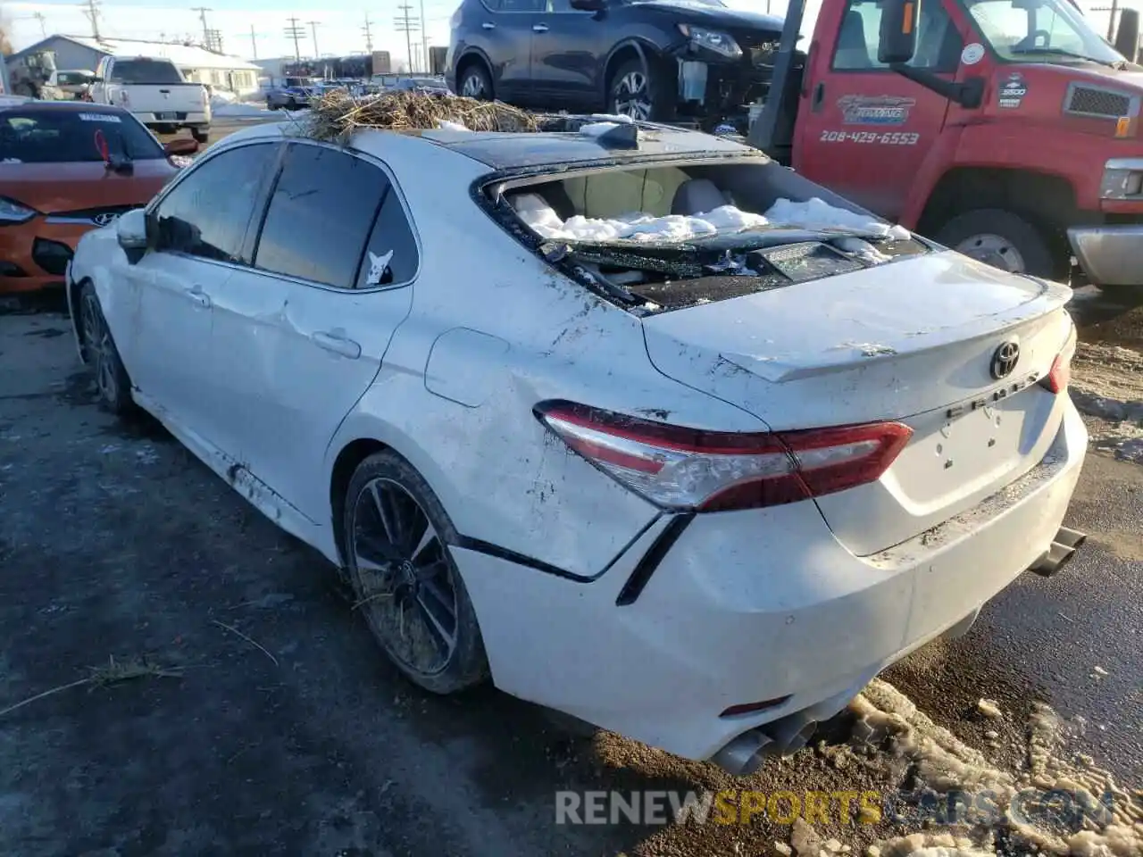 3 Photograph of a damaged car 4T1KZ1AKXLU040311 TOYOTA CAMRY 2020