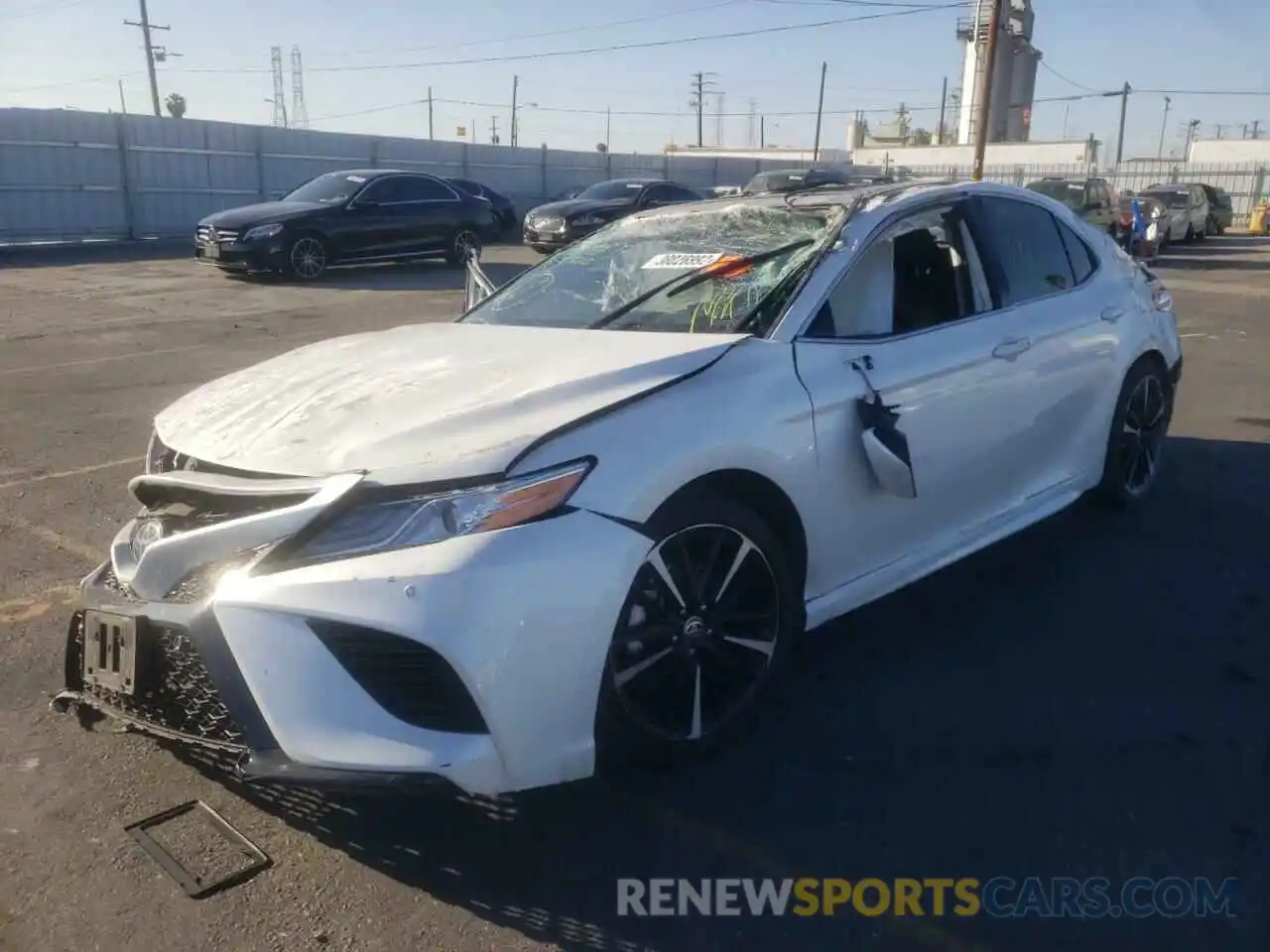 2 Photograph of a damaged car 4T1KZ1AKXLU041314 TOYOTA CAMRY 2020